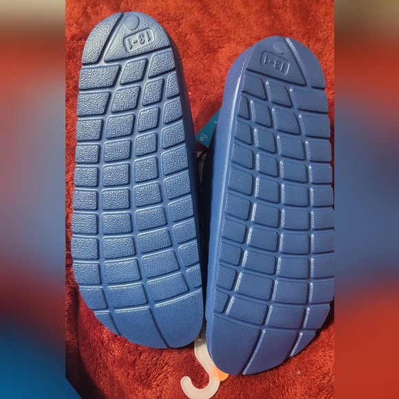 West Loop Kids Slip On Blue Sandals - Picture 2 of 5